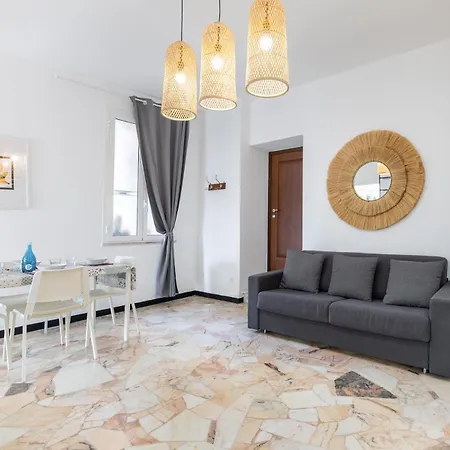 Apartment Hostdomus - Outdoor 1 *