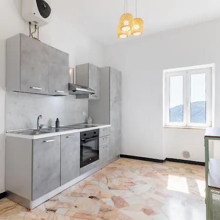 Apartment Hostdomus - Outdoor 1 *